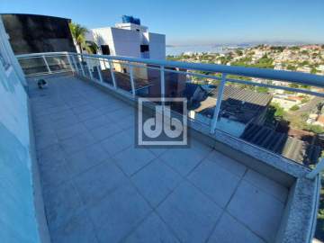 Ilha do Governador - Jardim Carioca - Apartamento Tipo Casa - Á Venda - Vista Mar - Varandão - Salão - 3 Quartos - Suíte - Dependências - 3 Vagas - Julio Bogoricin - JBI37021