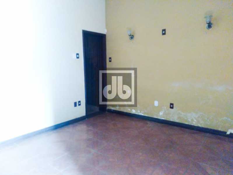 03JBM607412. - 3