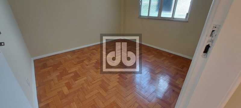 09JBM221358 - 9