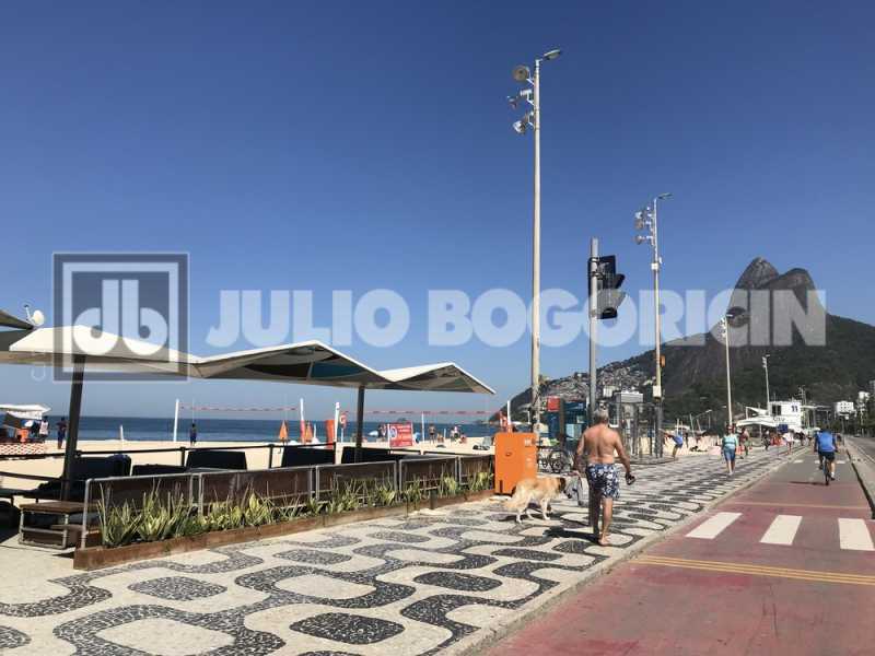 praia-do-leblon 3 - 20
