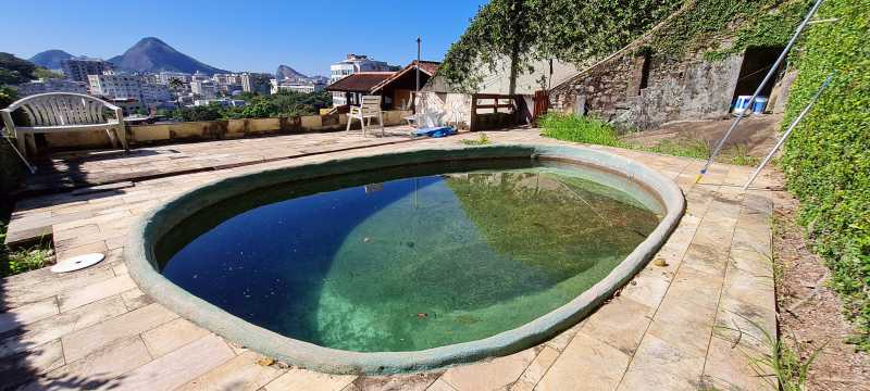 Vista da piscina - 24