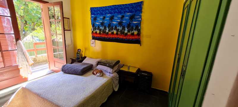 Quarto 3 - 27