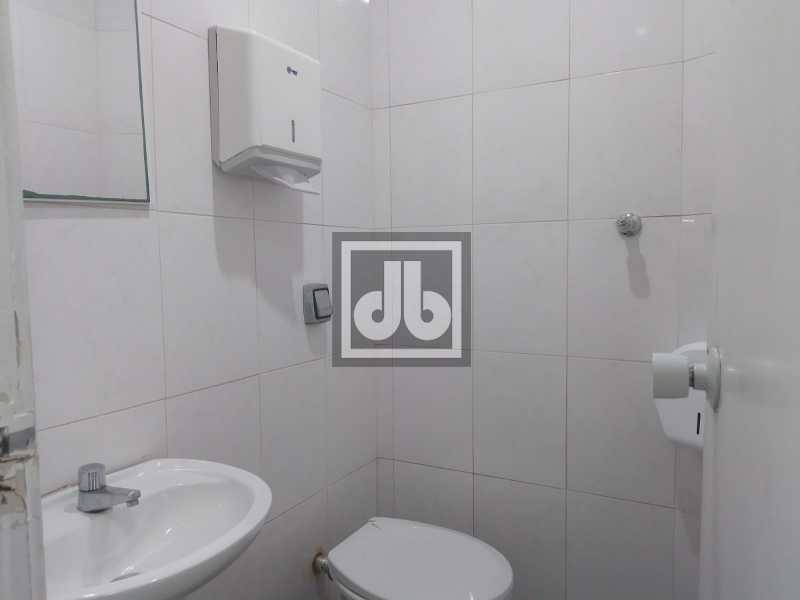 PRIMEIRO BANHEIRO - 12