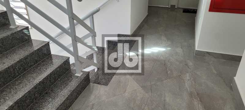 05JBM305852 - 4