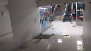 Oportunidade - CENTRO - LOJA COMERCIAL - EXCELENTE LOCALIZAÇÃO - JBF71387