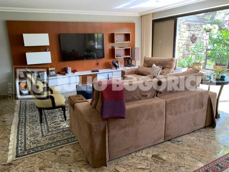 5c5d3e6c-9105-4957-aee0-a7238a - 6