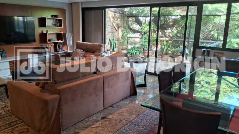 fec4b1f1-65e4-4308-b4a0-0bab18 - 8