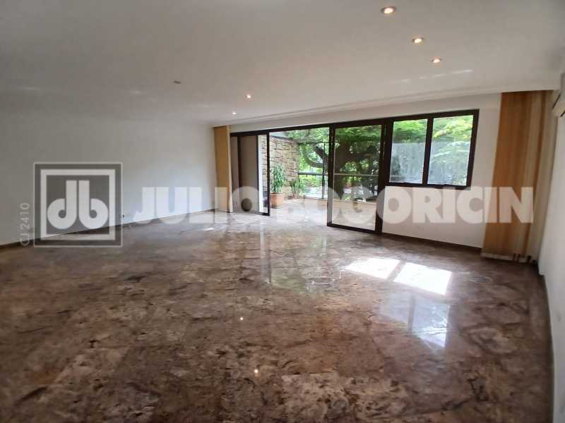 221feeca-ddce-496f-bb98-f00d67 - 11