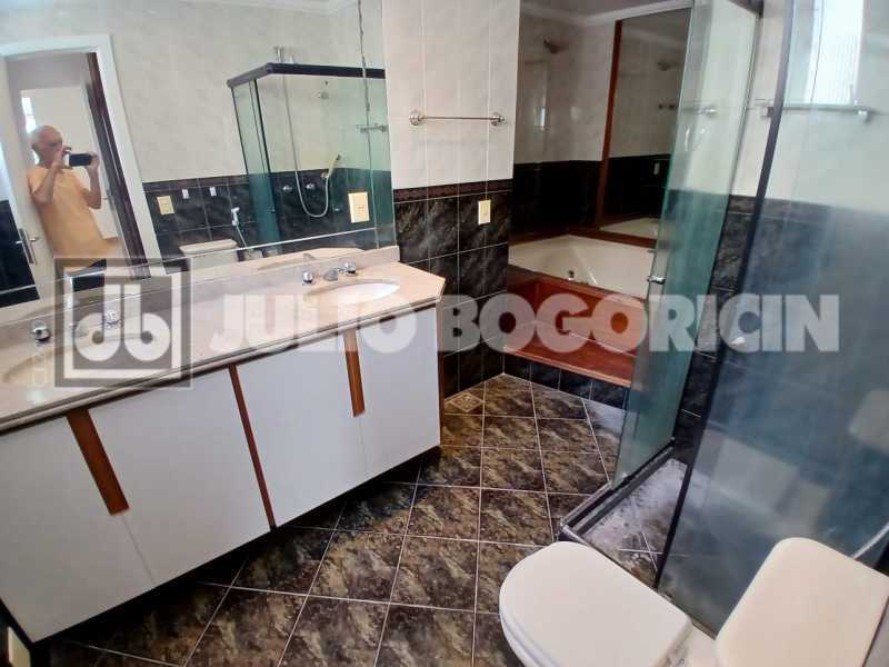 02b4f3c2-6f92-41cf-ac2b-4b577a - 31