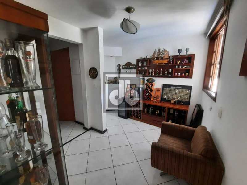 6CasaExcelenteAltoLuxoEmFrente - 6