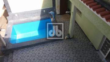 Ilha do Governador - Bancários - Venda - Casa - Piscina - Terraço - 3 Quartos - 4 Vagas de Garagem - Julio Bogoricin - JBI61780