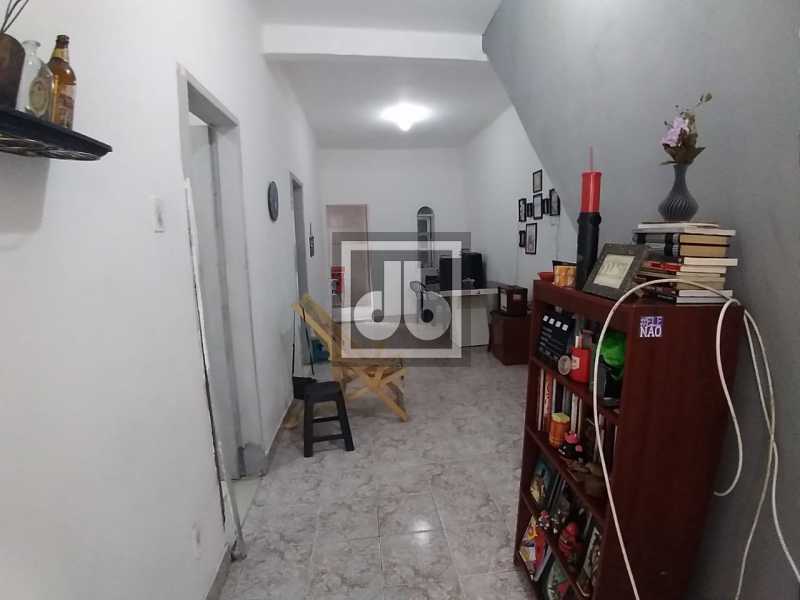 03JBM221560. - 3