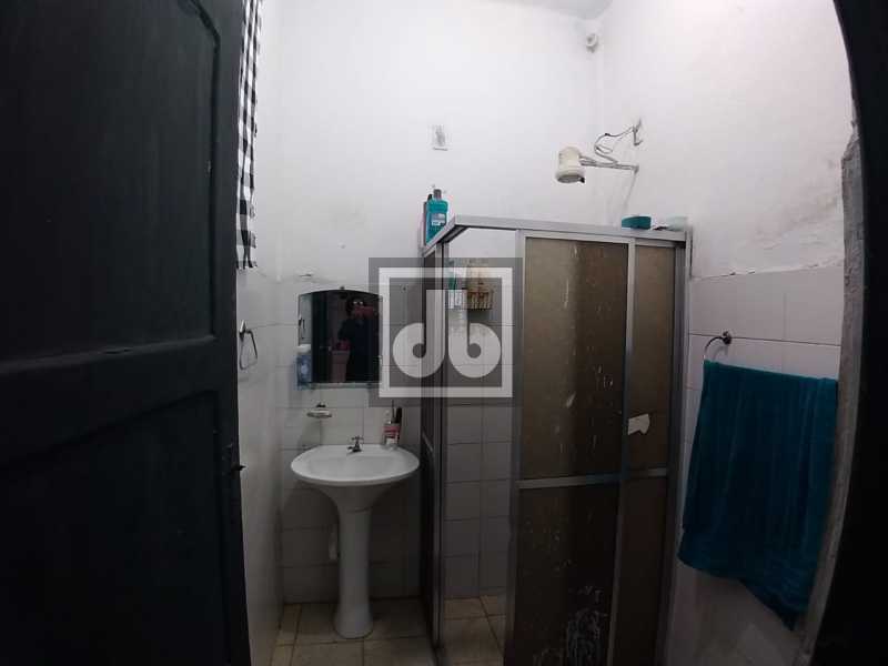 08JBM221560. - 8