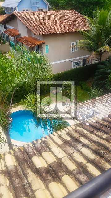 PISCINA 2 - 23