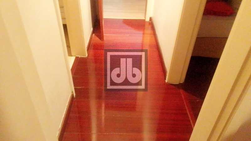 CORREDOR 1 - 20