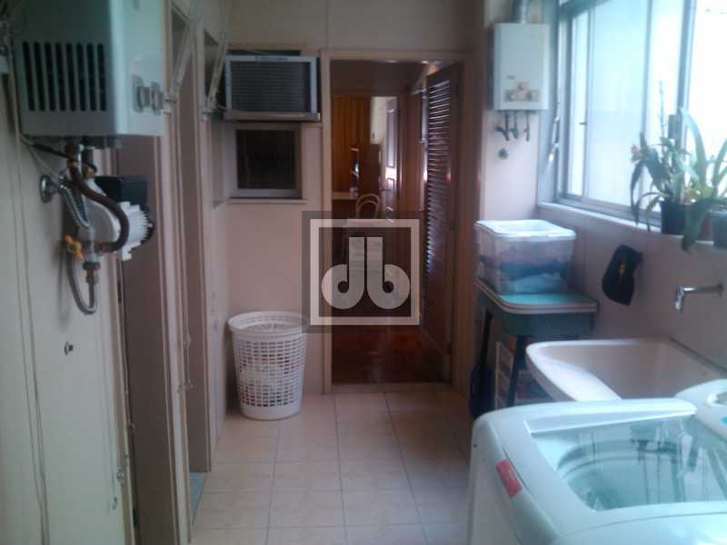 11 Apartamento 4 dormitórios  - 11