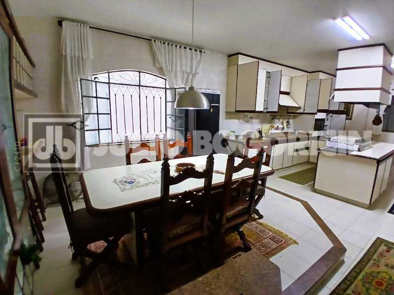 CASA 1.200.000 R. AROEIRA 12. - 12