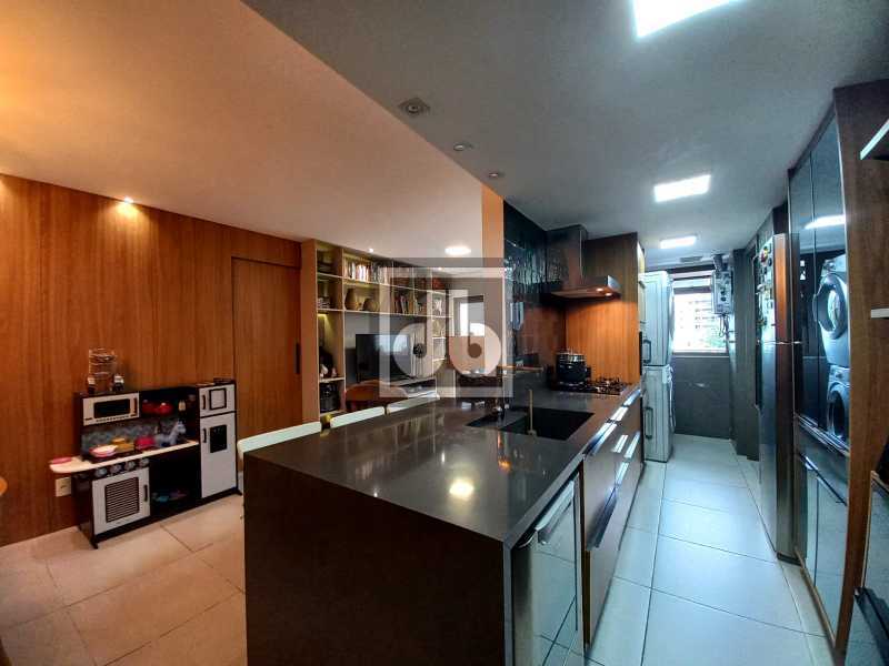 50097585-52de-4d99-93dd-9285fb - 12