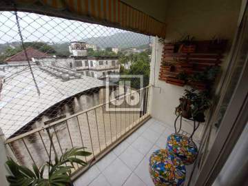Ótima localização - Júlio Bogoricin Méier, Vende Apartamento no Engenho de Dentro, Varanda, Sala, 2 Quartos e Vaga de Garagem. Portaria 24h, Elevador e Salão de Festas. - JBM221706