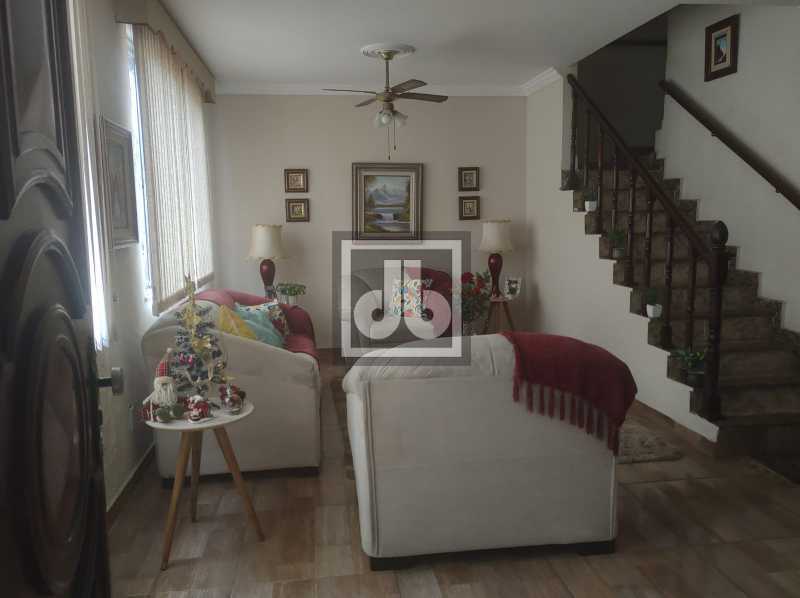 MÉIERMAGALHÃESCOUTOCASADEVIL - 1