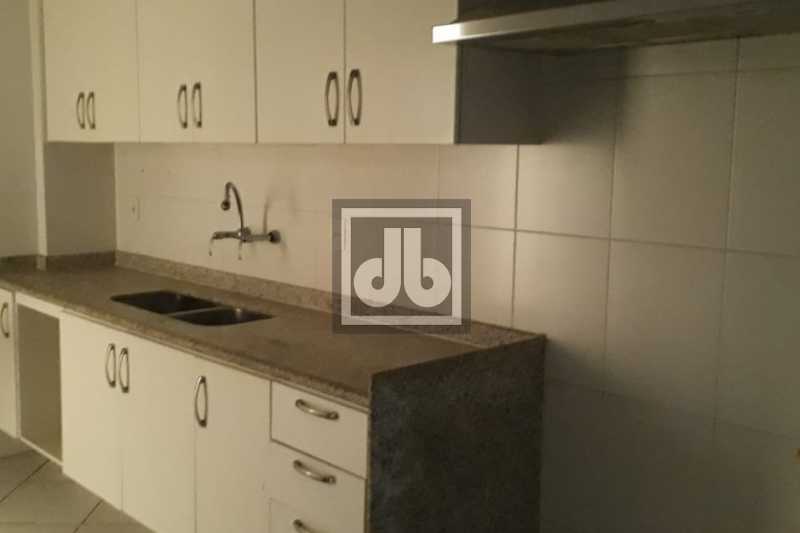02JBRB41680 - 4