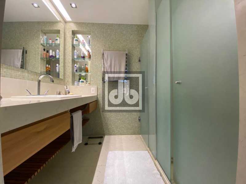 20lagoasaladecinemalavabo4quar - 20