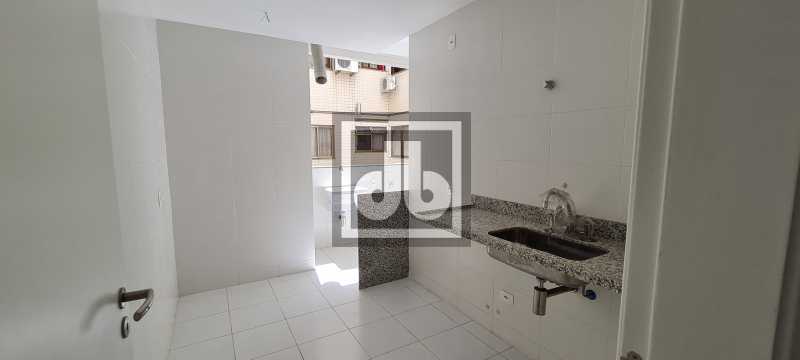 17RuaAlmiranteAryRongelPrimeir - 17