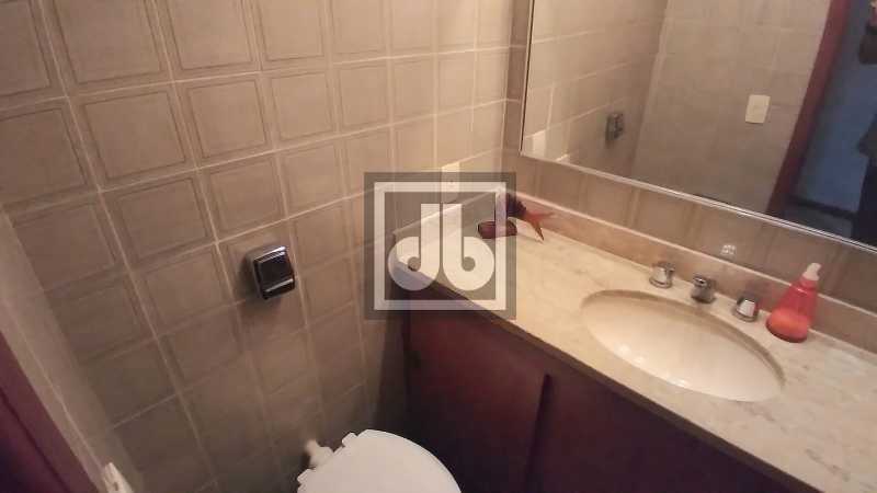 ef012d85-dfdf-4493-8522-028b7a - 21