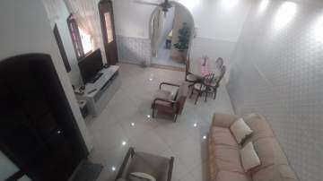 Casa tríplex - Botafogo- 5 quartos - 1 suíte-Churrasqueira-1 vaga - Reformada - JBF61401