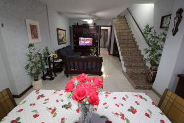 Ilha do Governador - Portuguesa - Casa Tríplex - Sala - 4 Quartos (3 Suítes) - Dependência Completa - Quintal - Espaço Gourmet - Edícula - 4 Vagas de Garagem - Julio Bogoricin - JBI60964