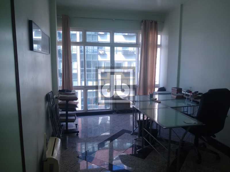 WhatsApp Image 2023-04-19 at 1 - 4