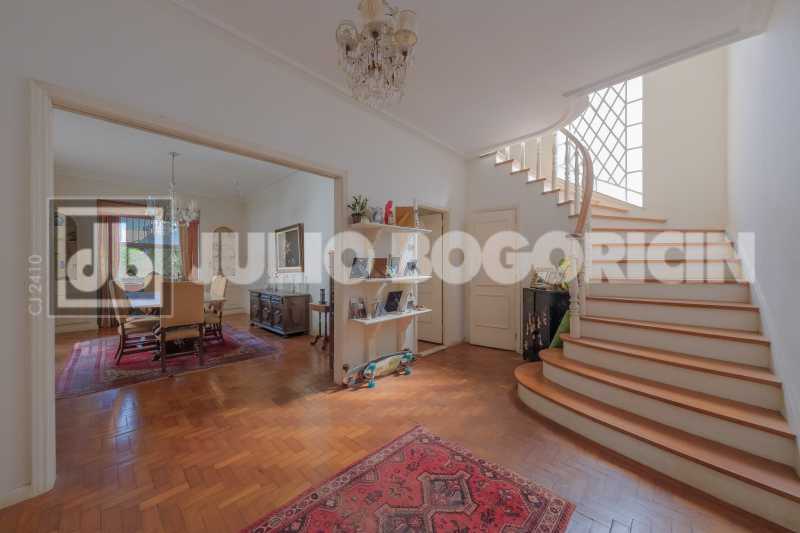 7  - Casa de rua - Duplex - Re - 7