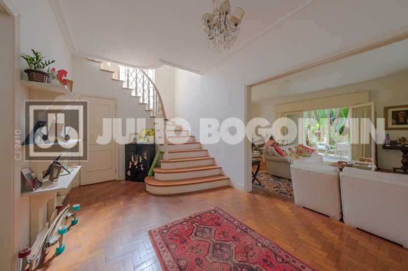 8 - Casa de rua - Duplex - Res - 8