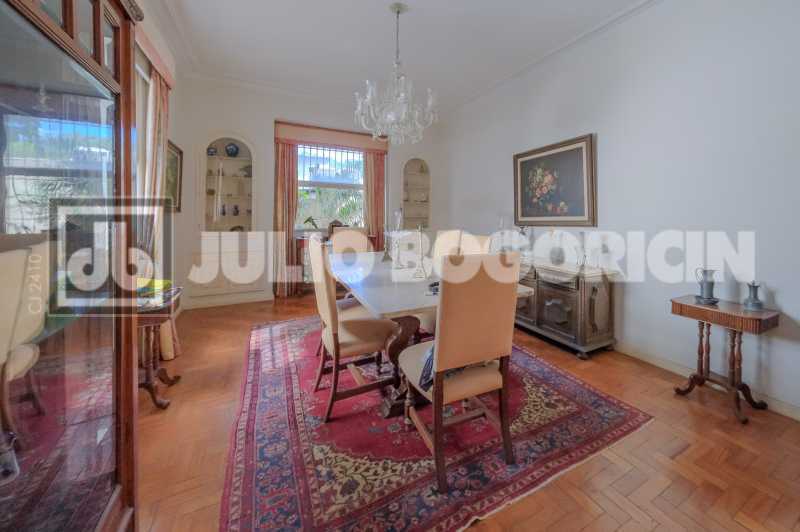 9 - Casa de rua - Duplex - Res - 9