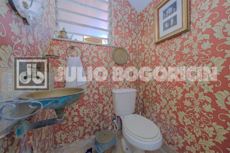 18 - Casa de rua - Duplex - Re - 18