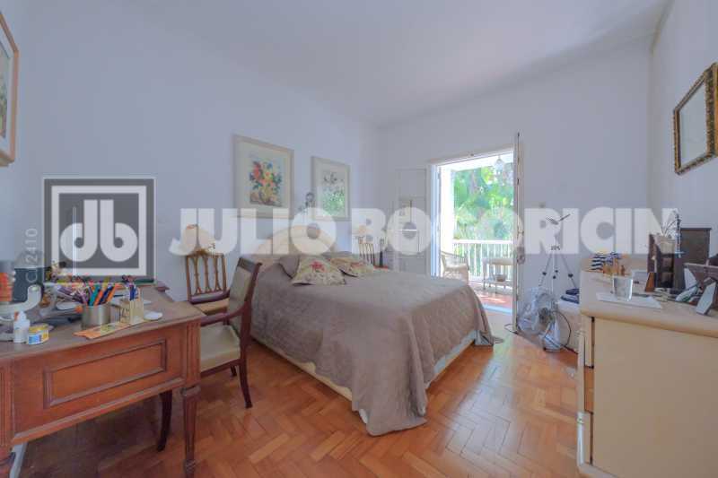 29 - Casa de rua - Duplex - Re - 29
