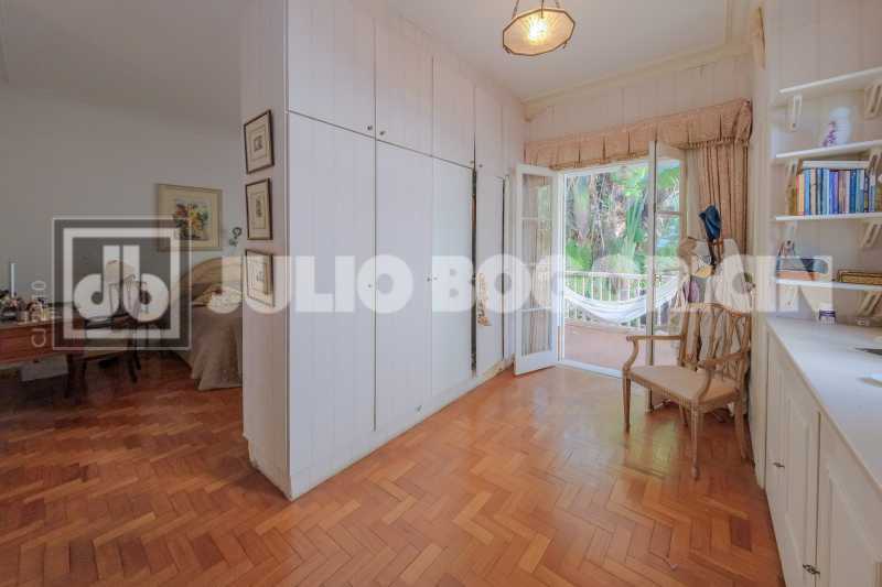 34 - Casa de rua - Duplex - Re - 34