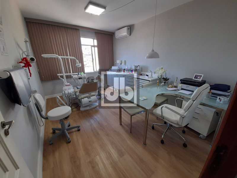 1cacuiasalacomercialjuliobogor - 1