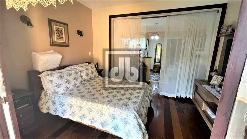 R  Alto Alegre, 324 casa Pechi - 11