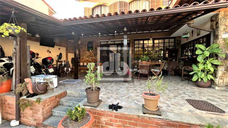 R  Alto Alegre, 324 casa Pechi - 25