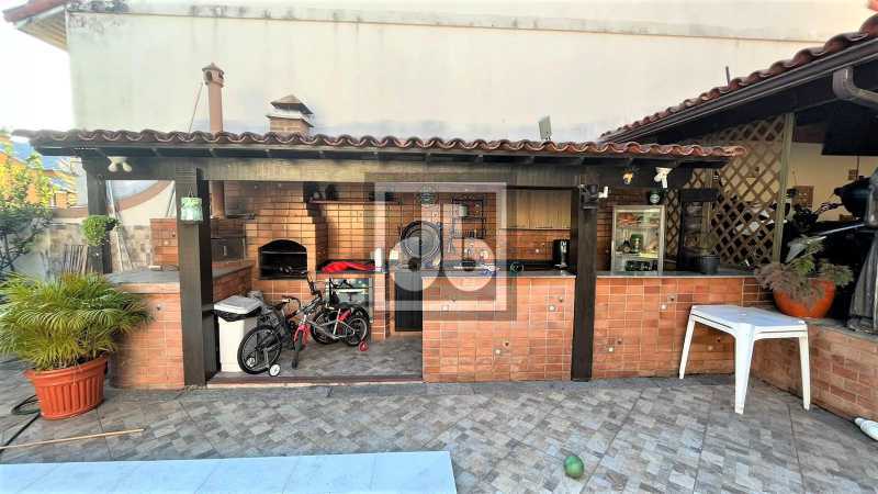 R  Alto Alegre, 324 casa Pechi - 27