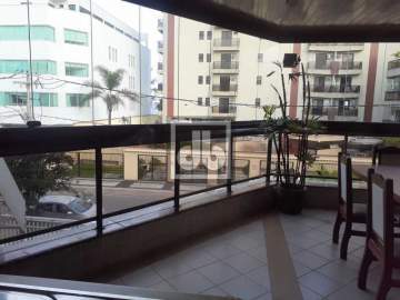Imperdível - Venda Excelente apartamento varandão 3quartos armários quadra da praia Posto 9 3vagas - JBRB318006