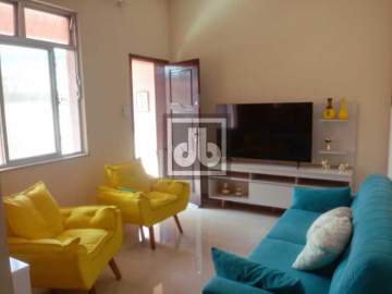 Oportunidade - Casa a venda - Varanda - Sala -3 quartos - suíte - quintal com churrasqueira e vaga para 3 carros - Julio Bogoricin - JBM607642