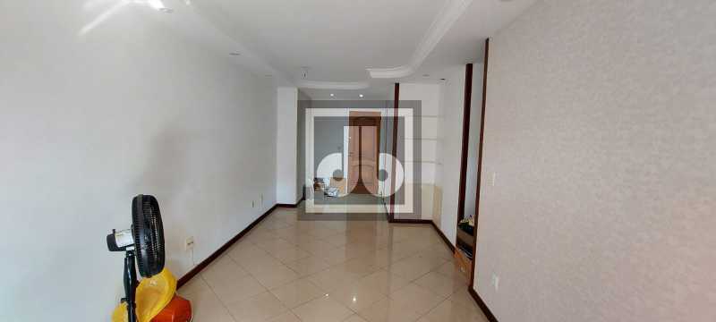 04JBRB213679 - 5