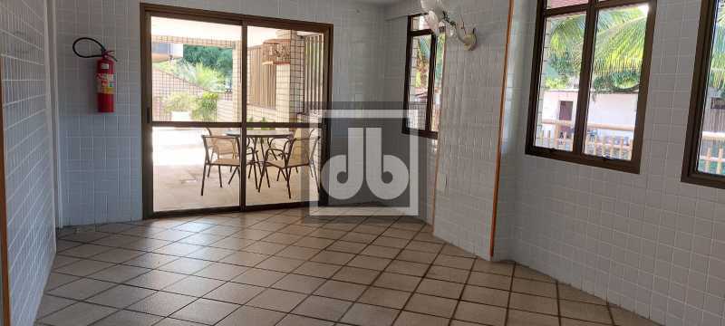 20JBRB213679 - 19