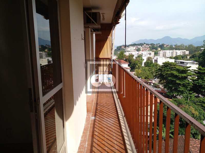 27e0d985-d91b-4b76-b275-f54b4c - 4