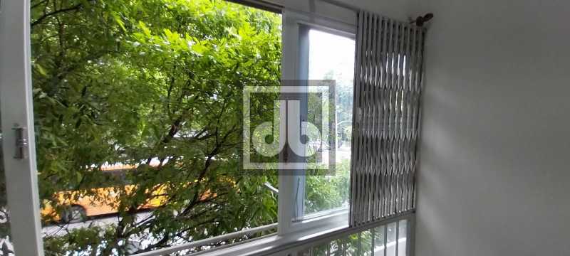 01copacabanasalacomercialfront - 1