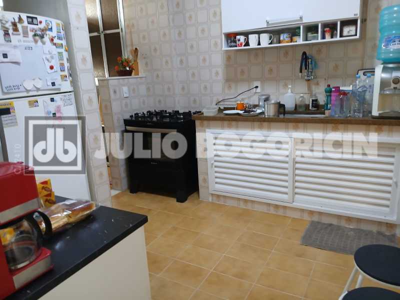 61cc1e70-d05f-4cea-9847-721c92 - 14