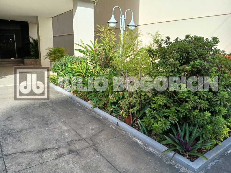 7439c941-a421-4c4b-a1bd-47b032 - 26