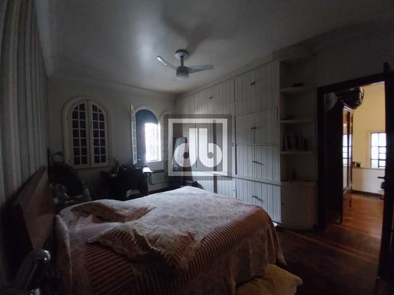 59fb776b-1fbd-4904-8505-eb7bfa - 12